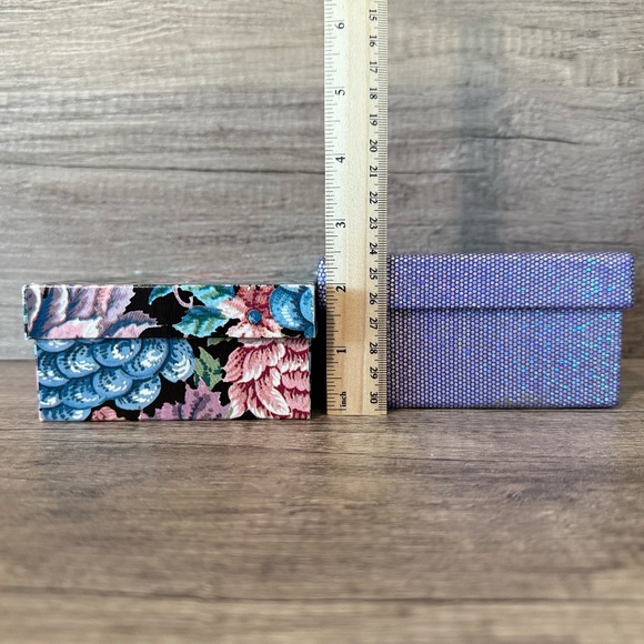 Assortment of Small Decorative Boxes - Picture 6 of 15